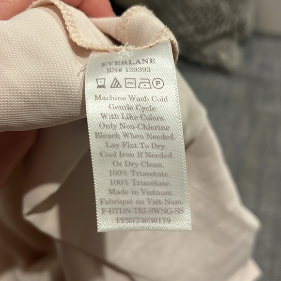 Everlane The Japanese Go Weave Swing Tee - Picture 8 of 8